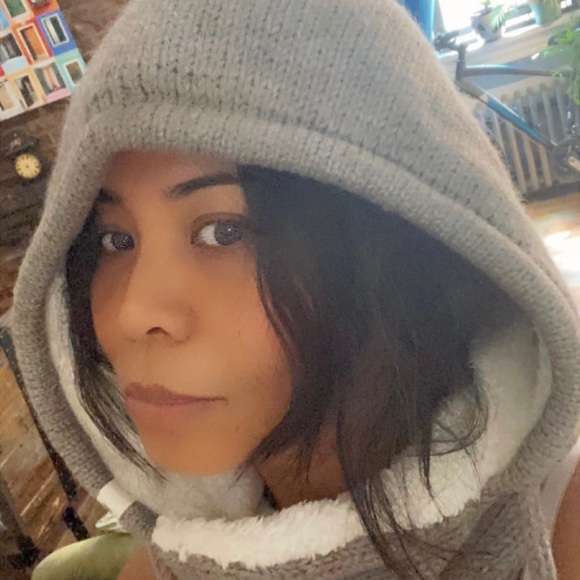 Hood - Picture 6 of 8